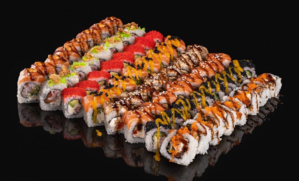 sushi uz galda