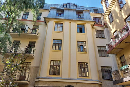 ROOM Realty SRS