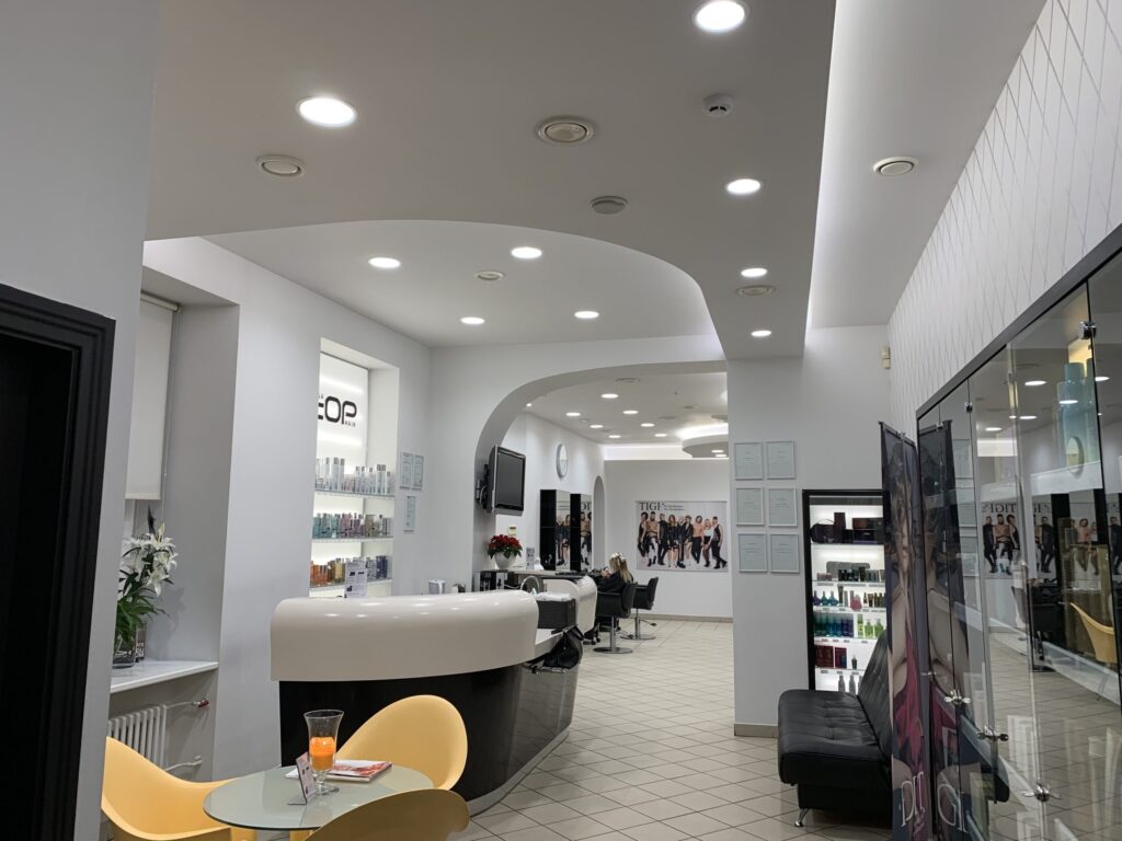 Riga Top Hair telpa