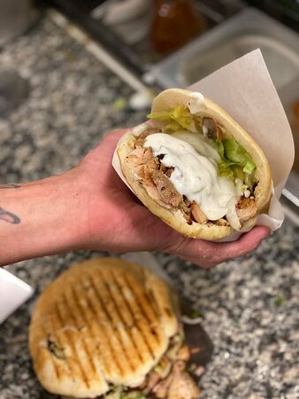 kebabs maizē