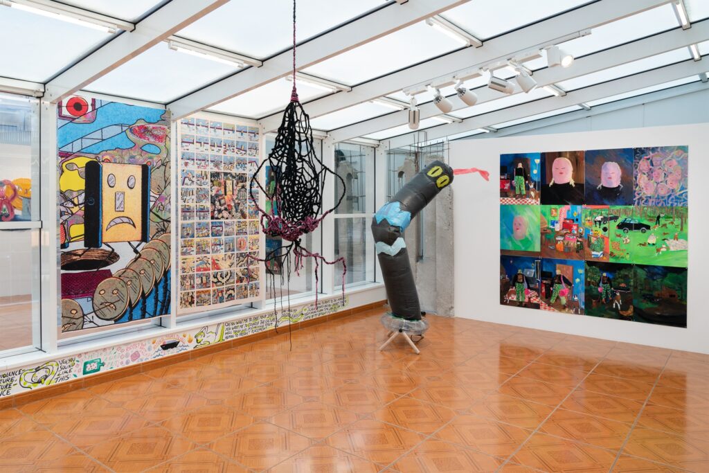 mākslas galerijas telpa