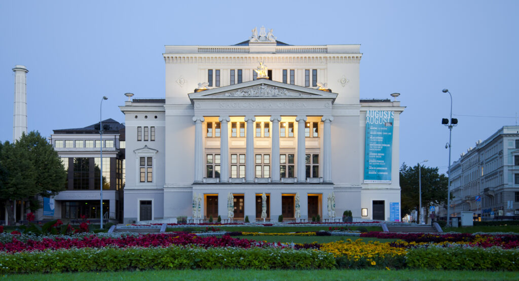 Latvijas Nacionālā operas un baleta ēka