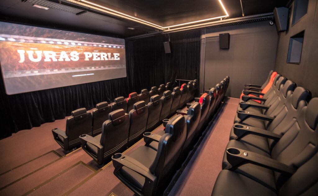 kino zāle